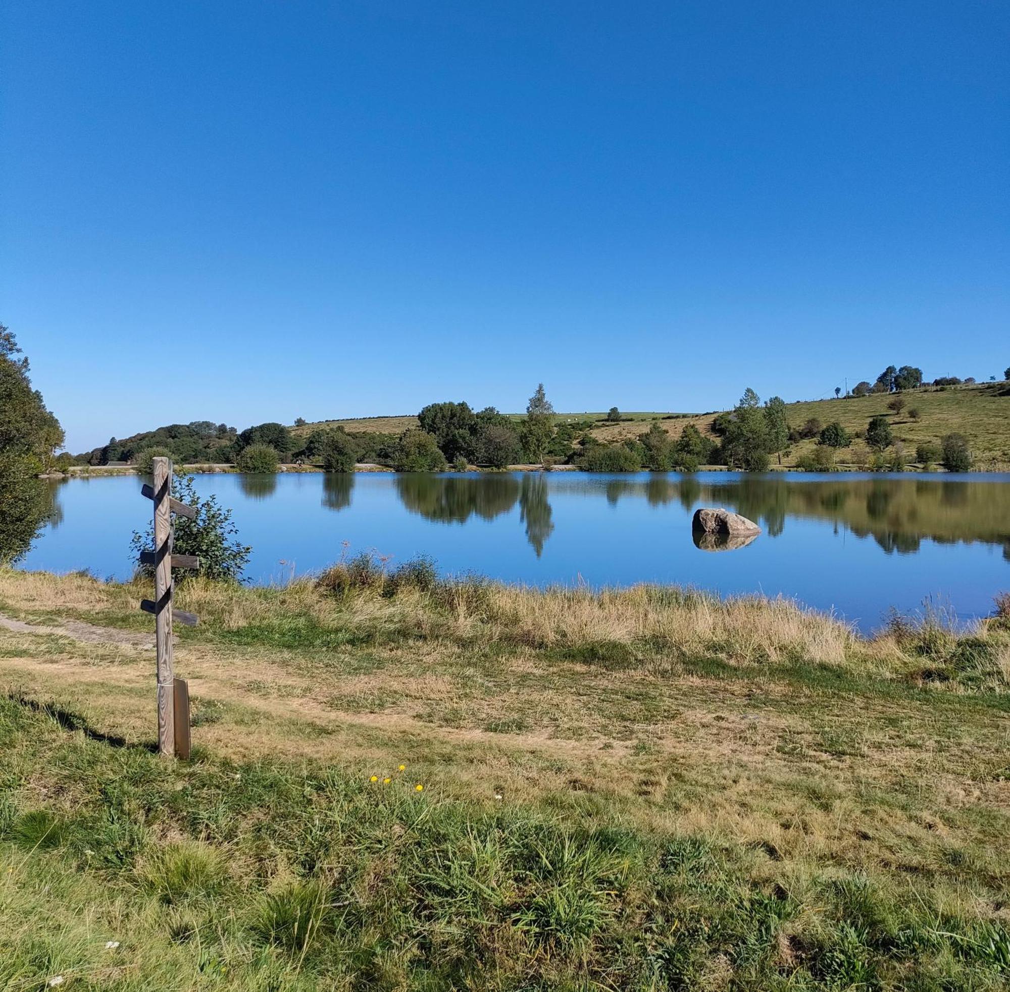 Grand Appartement Vue Magnifique Murat-le-Quaire Kültér fotó